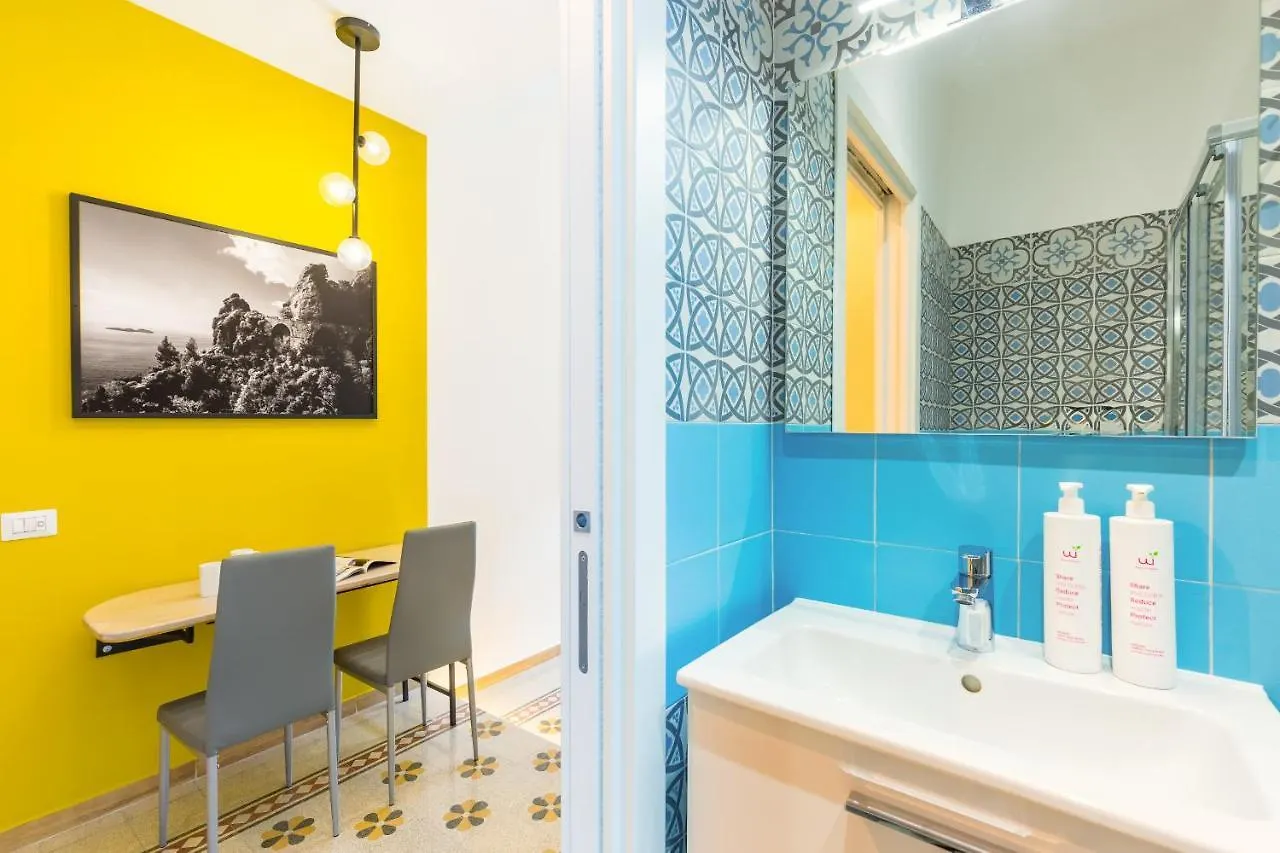 Central Station Apartments & Suites Naples