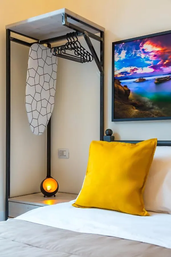 Central Station Apartments & Suites Naples Italy