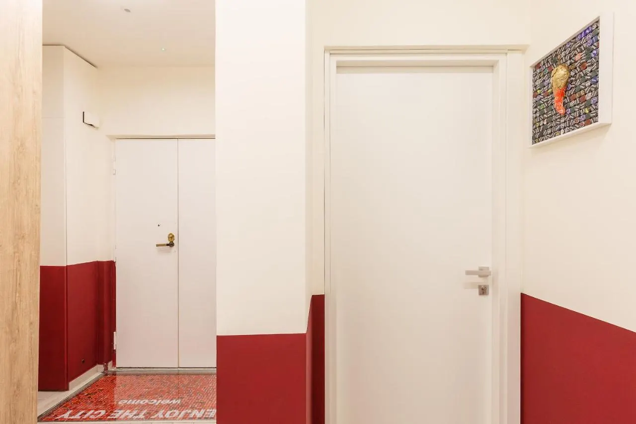 Central Station Apartments & Suites Naples Italy