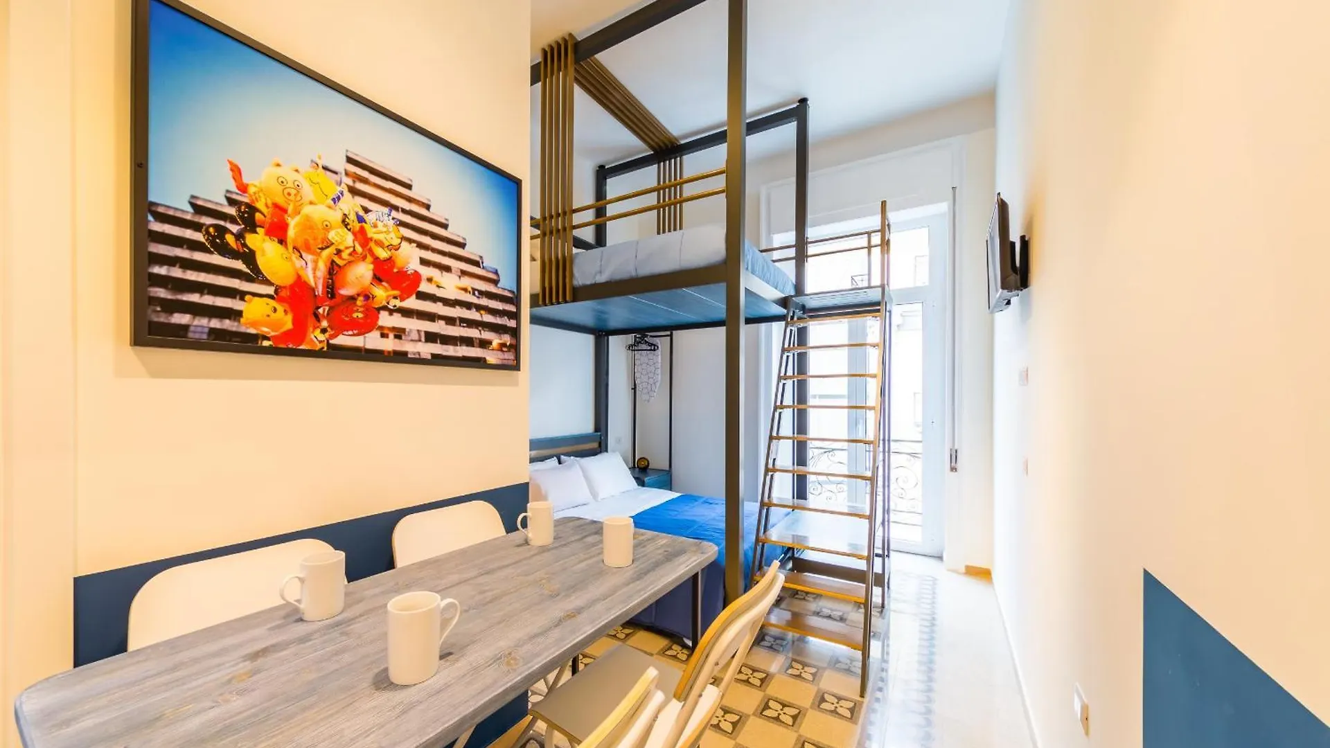 Central Station Apartments & Suites Naples