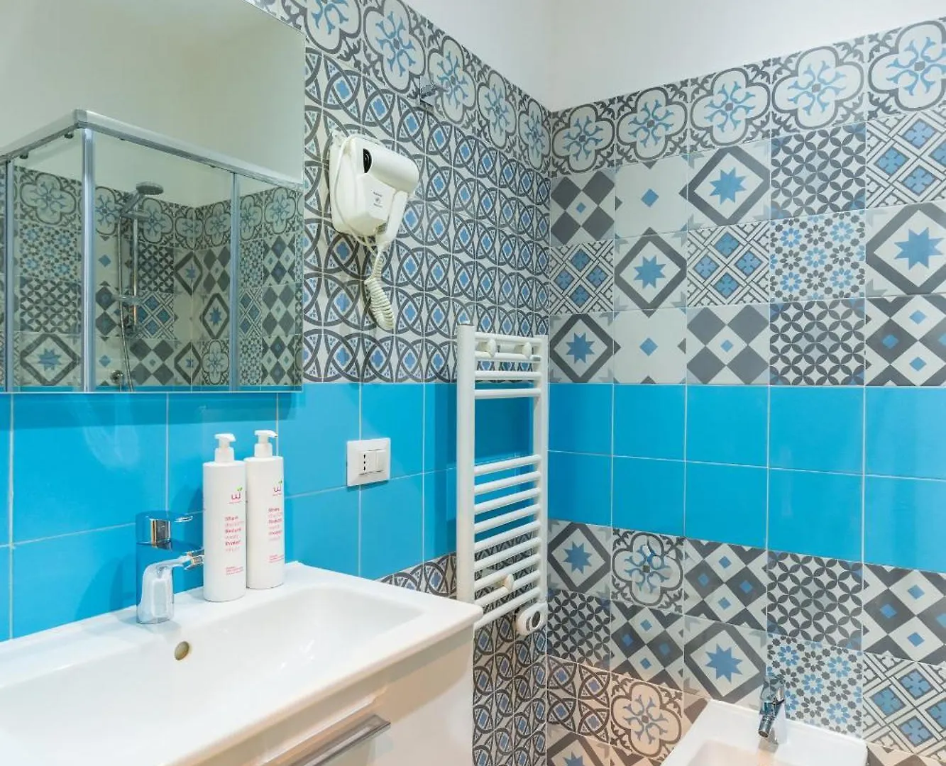 Central Station Apartments & Suites Naples