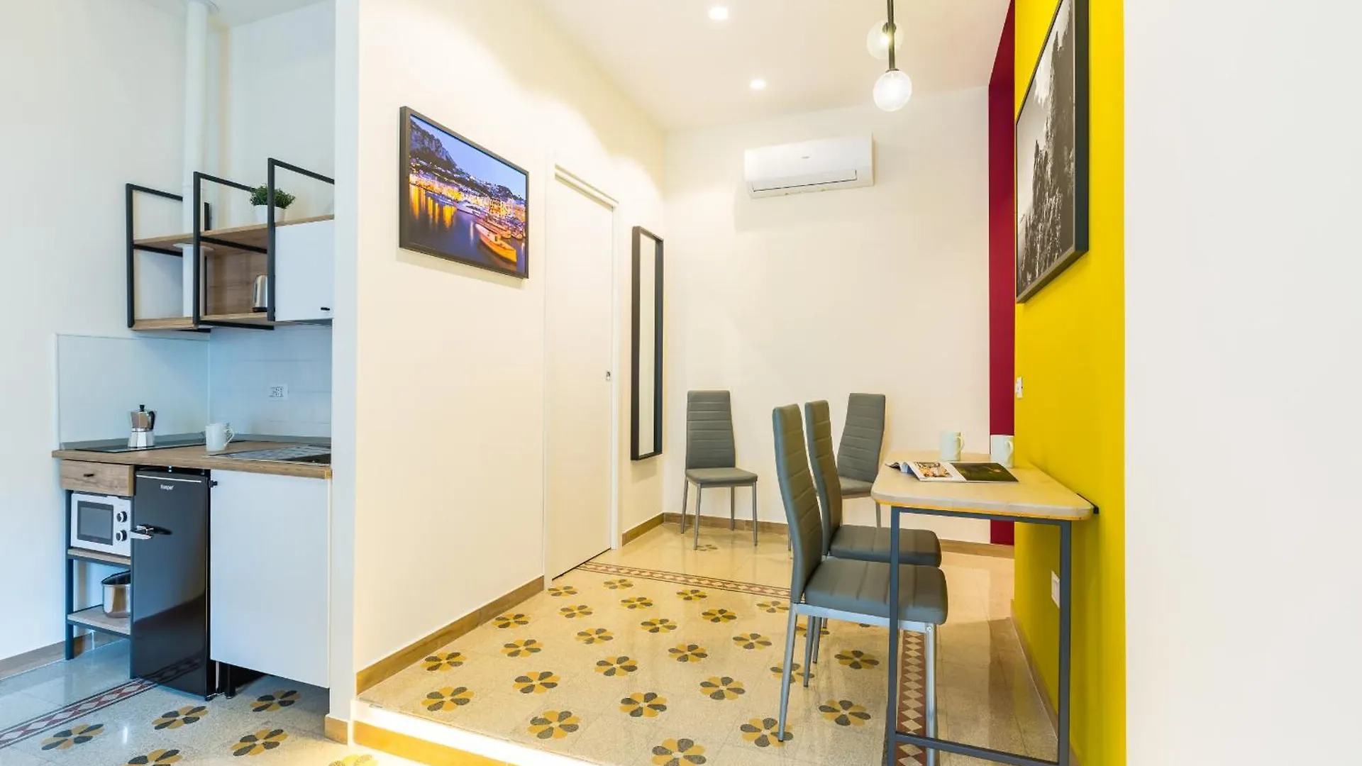 Central Station Apartments & Suites Naples