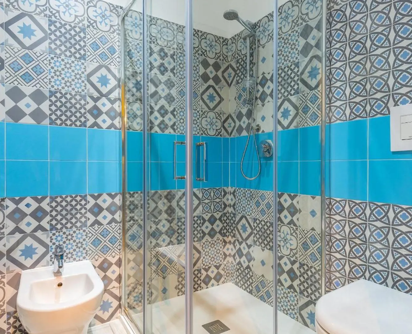 Central Station Apartments & Suites Naples