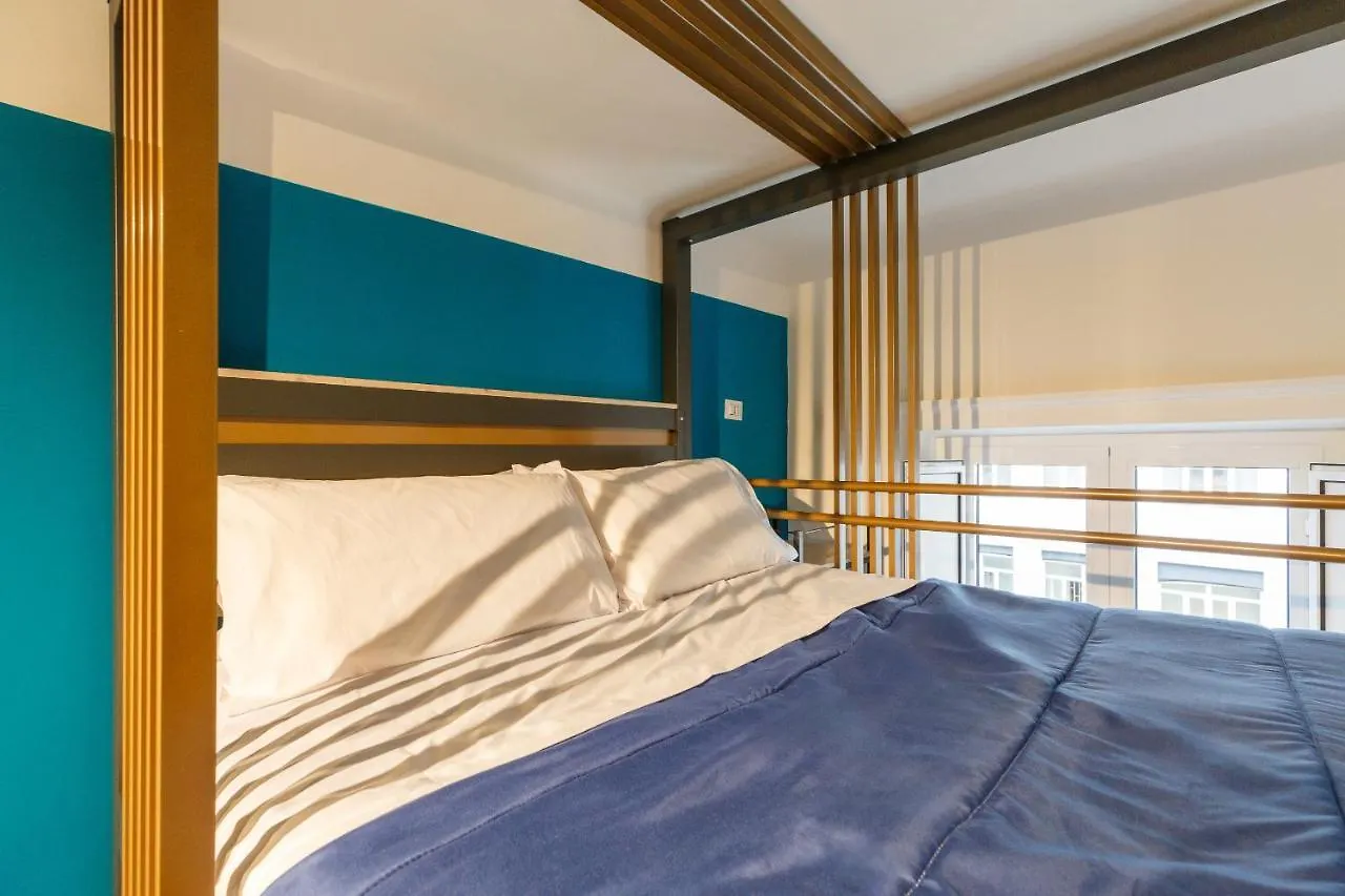 Central Station Apartments & Suites Neapol