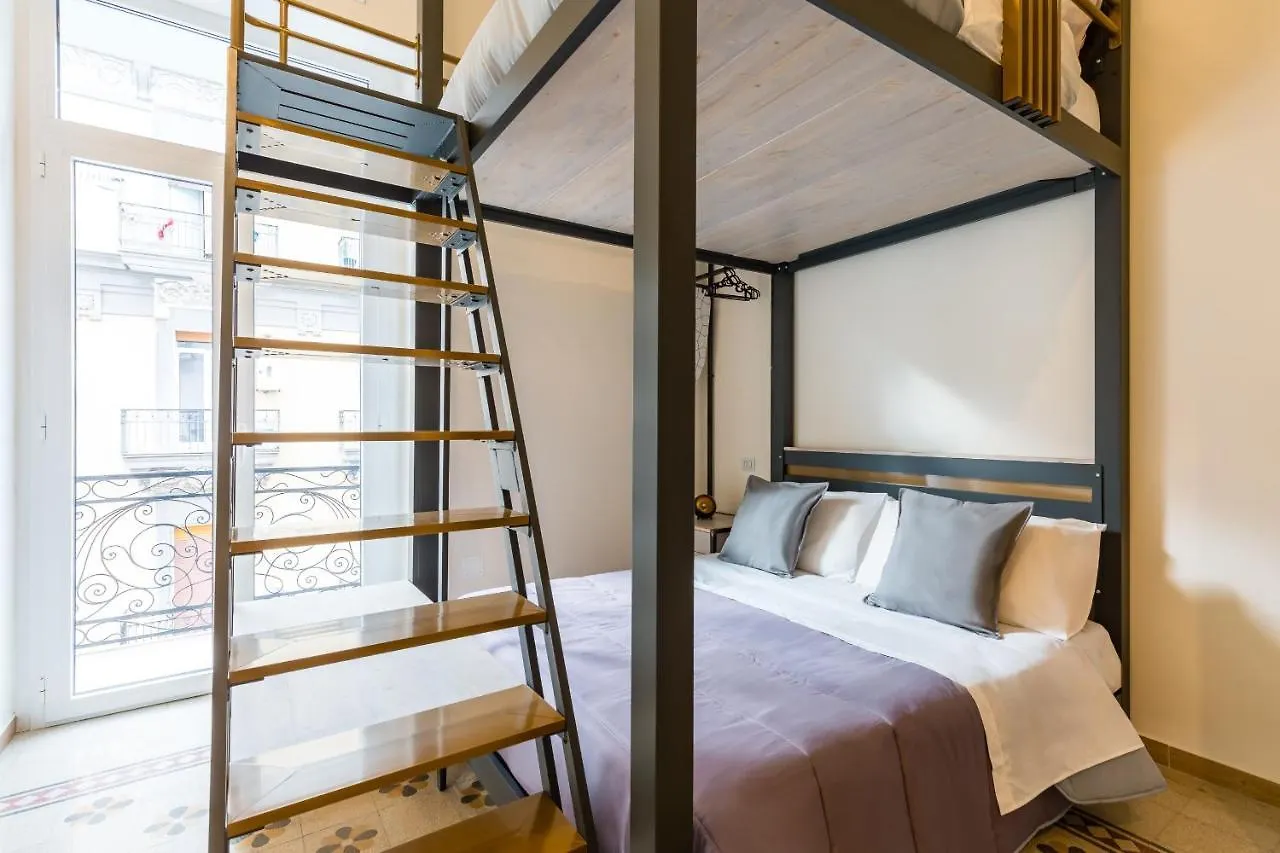 Central Station Apartments & Suites Neapol 0*,